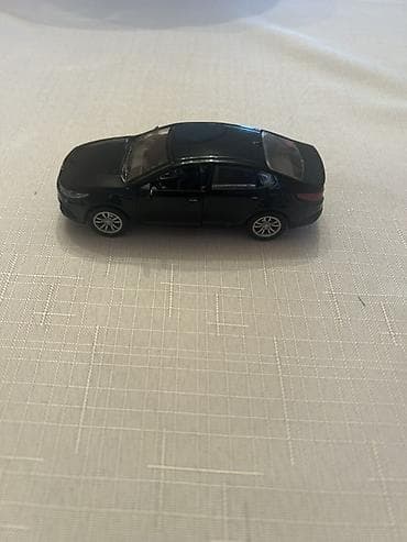 mini disk: Kia K5 miniatür model maşın - Ölçü: təxmini 1:32 miqyas (kompakt — 3
