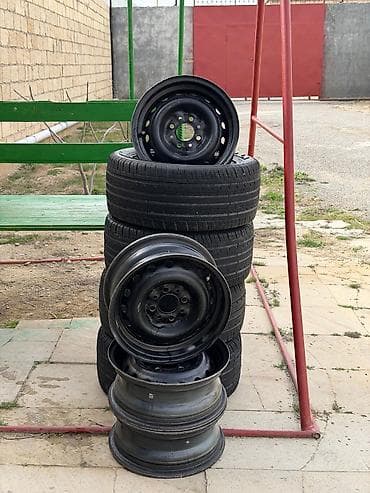 vaz ehtiyyat hisseleri: - Təkər markası: Vitour Formula (yan divarda böyük “VITOUR / FORMULA” — 1