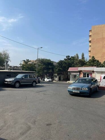 xacmaz obyekt: Yeni Günəşlidə V massivində yerləşən ümumi sahəsi 160 kv,m olan,obyekt — 9