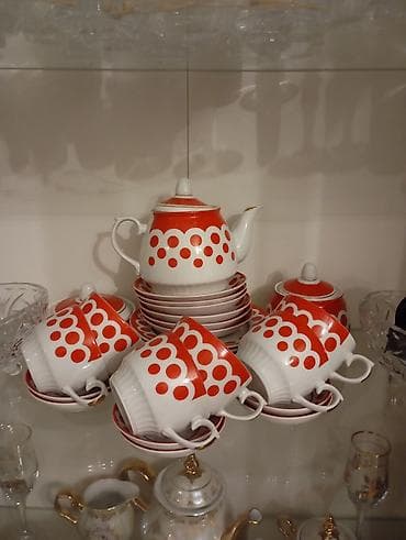 konfet qabl: Çay dəsti, rəng - Qırmızı, Farfor — 1