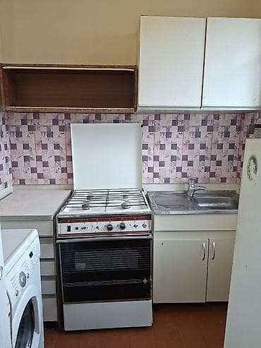 Həyət evləri və villaların satışı: 60 kv. m, 2 otaqlı, Kombi, Qaz, İşıq — 2