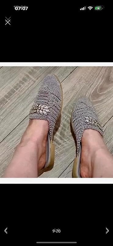 Босоножки, сандалии, шлепанцы: Her Biri Tecili 20 azndi‼️ çox münasib qiymete, baha alinib her biri — 7