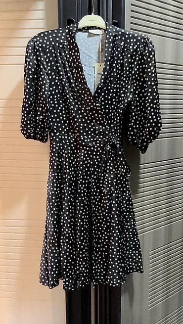 2024 don modelleri: Don-15 AZN. Ölçü: S-M 
Etiketi üzərindədir, heç geyinilməyib — 1