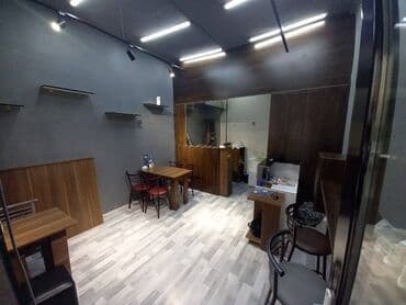 офисы в бизнес центре аренда: 28 may metrosunun yaxınlığında yerləşən ümumi sahəsi 25 kv,m — 1