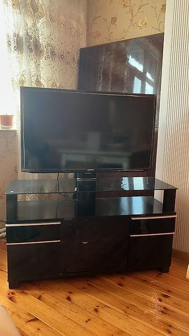 ütü masasi: Qonaq otağı üçün, 4 stul — 10