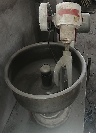 plov: Sənaye tipli xəmır yoğurma maşını - Güclü elektrik mühərriki və — 2