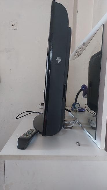 televizor smart 32: Televizor Samsung LCD 32" — 3