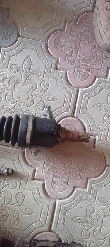 гранат: Внутренняя, Chevrolet Cobalt AVEO, 2011 г., Оригинал, США, Б/у — 1