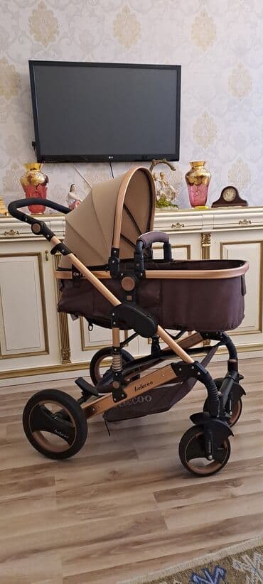 купить детскую коляску бу: Классическая прогулочная коляска, Б/у, Пол: Мальчик, Возраст: 30 месяцев, Самовывоз — 4