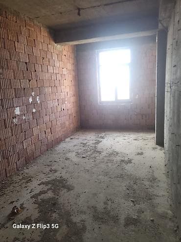 şirvanda ev satışı: 3 otaqlı, Yeni tikili, 73 kv. m — 9