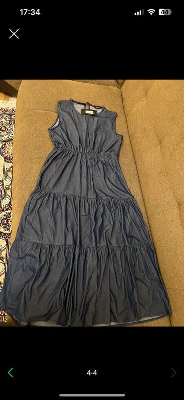 40 azn alının etiket üstündə 20 azn . S razmer