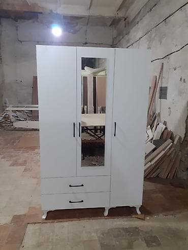 3 Qapi Dolablar Hal Hazirda Anbarda Movcuddur. Sifariwlede ne reng