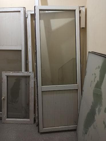 gencede qapi: Plastik (PVC) qapı-pəncərə dəsti Məhsul təsviri: - Ağ rəngli PVC — 1