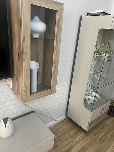 Мебель: Mebel dəsti – yataq və qonaq otağı üçün komplekt Tərkibi: - Yataq — 4