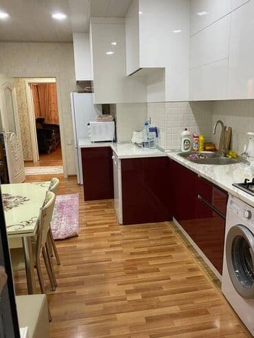 lənd kuruzer ucun led işıq lupası hardan tapmaq olar: Bakı, 3 otaqlı, Köhnə tikili, 90 kv. m — 5