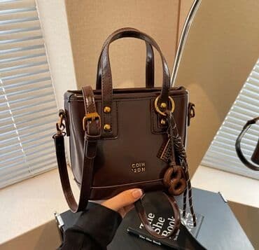 canta qadın: Canta Qehve reng. Yenidir . Ne qiymet yazilibsa odur. Basqa qiymete — 2