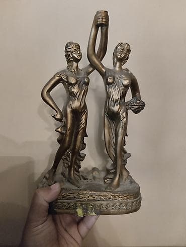 Fiqur, rəng - Qızılı