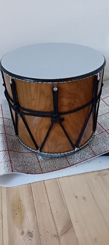 духовой деревянный инструмент: Qoz ağacı oyma nağara - Korpus: cilalanmış təbii ağac, klassik — 1