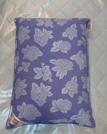 yastiq uzu: Tük yastıq
Tərkibi toyuq tükü
50*70 - 12 azn
70*70 - 15 azn — 4