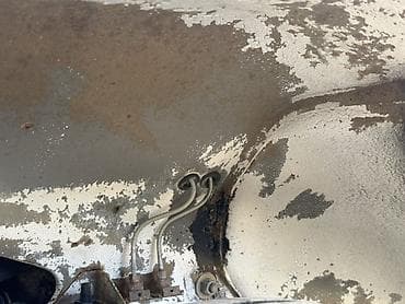 sukan seti: Lada Niva 4x4, ağ rəng, 3 qapılı off-road SUV. Texniki və xarici — 7