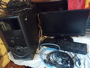 Masaüstü kompüter seti - Sistem bloku: qara korpus, ön paneldə USB