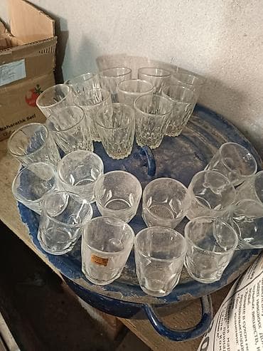 Stəkanlar, Şüşə