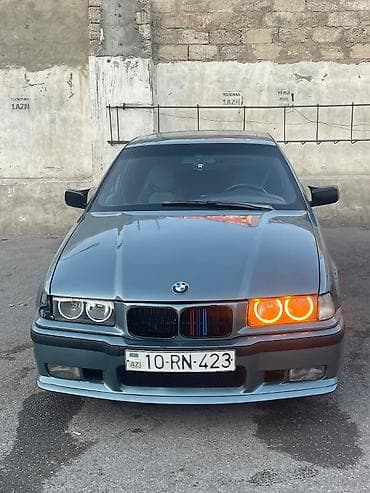 1994: BMW 3 series: 1.8 l | 1994 il Sedan — 1