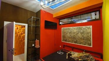 kirayə evlər 2024 ucuz: Salam.Təcili 2otaq zal studio ev satılır tam əşyalı.Unvan Sumqayıt — 1