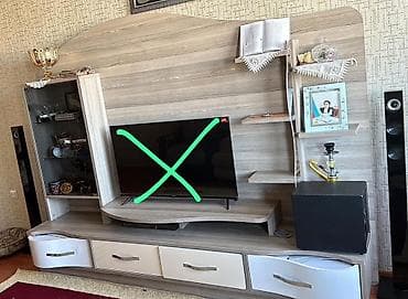 Düz TV altlığı, Polkalı, Laminat — 1