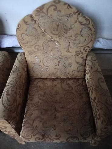Мебель для дома: Б/у, Классический диван, 2 кресла, Диван, Без подьемного механизма, Раскладной — 1