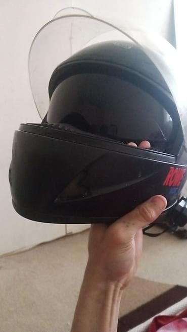 651 motor: Motosiklet dəbilqəsi – ROWE Racing, tam üzlü model Xüsusiyyətlər: - — 1