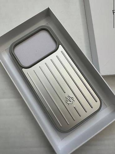 boş keys: ORİGİNAL RIMOWA iPhone 17 Pro Keysi Avropadan 195$ Alınıb.İstifadə — 2