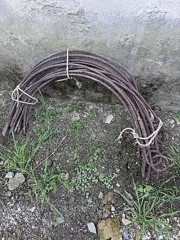 iceri seherde xalca alanlar: Məhsul: Metal dirək/qarmaqlı bərkidici çubuqlar dəsti Təsvir: - Güclü — 1