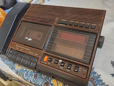 qedim pullar: 3 çü Birində Retro Antik Modəl. Telefon İşləkdir, Radio, Saat, uzun — 8