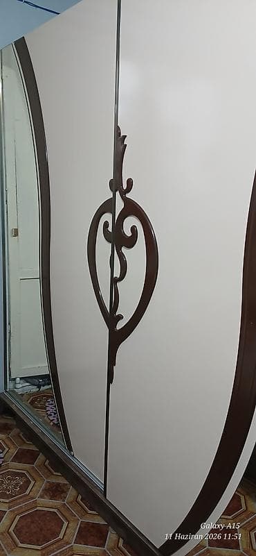 skaf: İşlənmiş, 2 qapılı, Güzgülü, Bej, Taxta, Kupe, Düz dolab — 4
