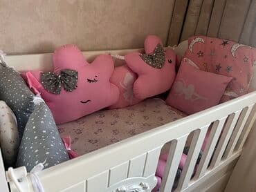 ikinci əl uşaq carpayısı: Oğlan və qız üçün, İşlənmiş, Beşik, Matras ilə, Yellənmə mexanizm ilə — 4