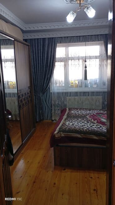 Təmir və tikinti: SATILIR!Şəhərin mərkəzində5 mərtəbə binanın 5 ci mərtəbəsində2 — 4