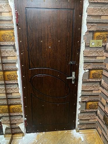 dəmir fermalar: Dəmir giriş qapısı - Material: möhkəm metal konstruksiya - Rəng və — 3