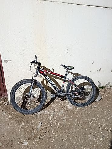 velisoped 29: SAFT dağ velosipedi - Güclü alüminium tipli çərçivə, qara-qırmızı — 3