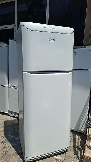 2 qapılı Hotpoint Ariston Soyuducu Satılır, rəng - Ağ