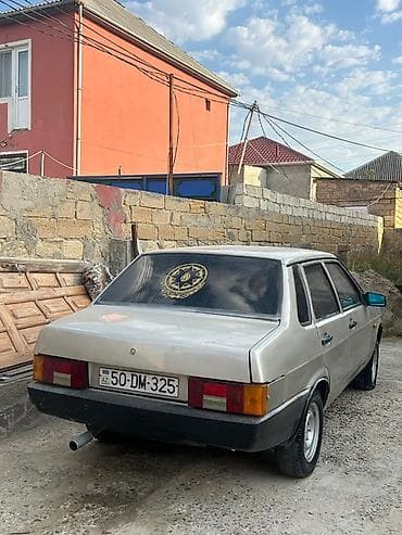 mini motoblok: VAZ (LADA) 21099: 1.6 l | 1997 il 333333 km Sedan — 4