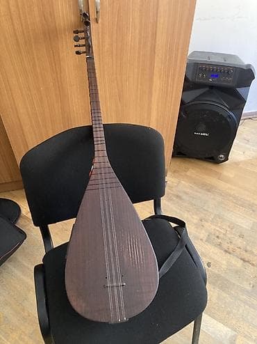 İdman və hobbi: Saz – uzun saplı, 3 cüt simli milli musiqi aləti. Xüsusiyyətlər: - — 1