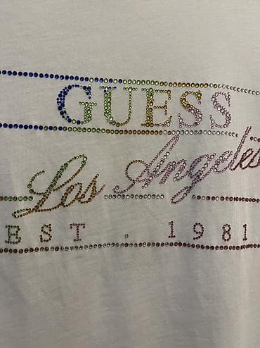 ayaqq: Guess tshirt S razmerdir ama serbest razmerdir Amerika razmeri S — 1