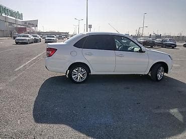 14 teker: VAZ (LADA) Granta: 1.6 l | 2025 il 46000 km Sedan — 7