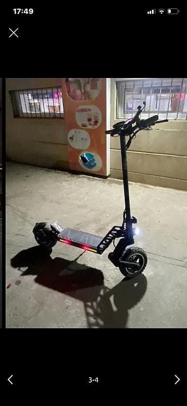 Skuter satılır. 1700 manata alınıb. 700 manata satılır. Cəmi 2 həftə