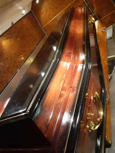 ищу сиделку для пожилой женщины: Ритуальные услуги : Гроб,крест,катафалк,рабочие,обмывание,.Все точно — 2