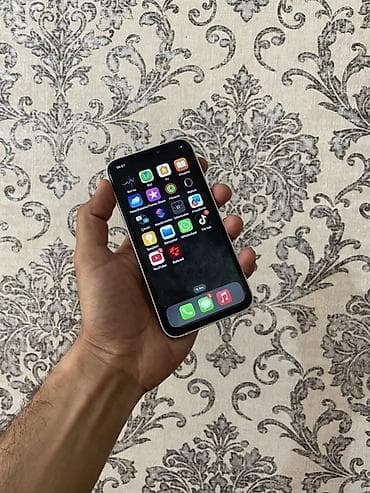 iphone 5: IPhone X, 256 GB, Ağ, Simsiz şarj — 3