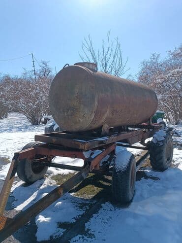 qoshqu: Traktor qoşqusu su çəni 3 ton 600 litirdir — 1