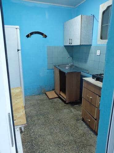 vasmoyda kiraye evler 200: Kend ehmedlide metroya 15deq mesafede 2otaqli heyet evi 230azne kiraye — 4