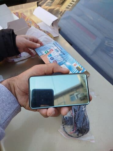 gps navigator satisi: Avtomobil üçün DVR/videoqeydiyyatçı Xüsusiyyətlər: - 12.0 MP sensor - — 4